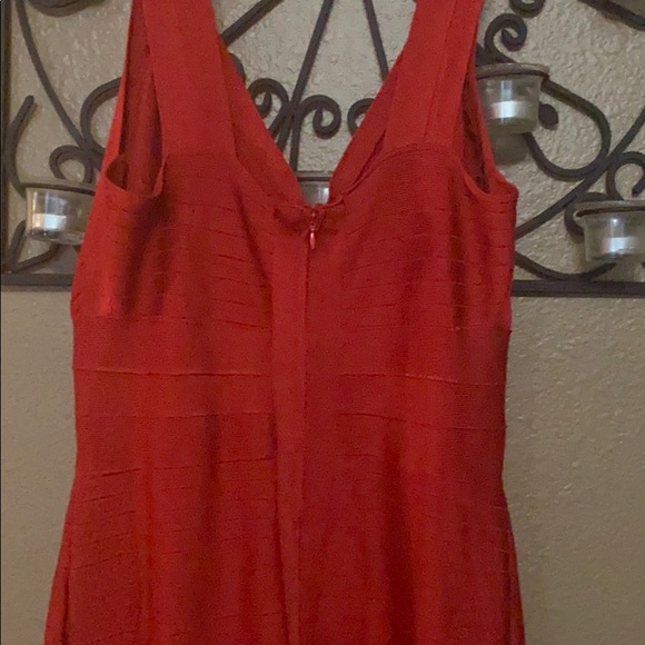 Dress - Picture 3 of 3